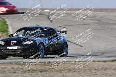 media/Feb-24-2024-CalClub SCCA (Sat) [[de4c0b3948]]/Group 1/Race (Outside Grapevine)/